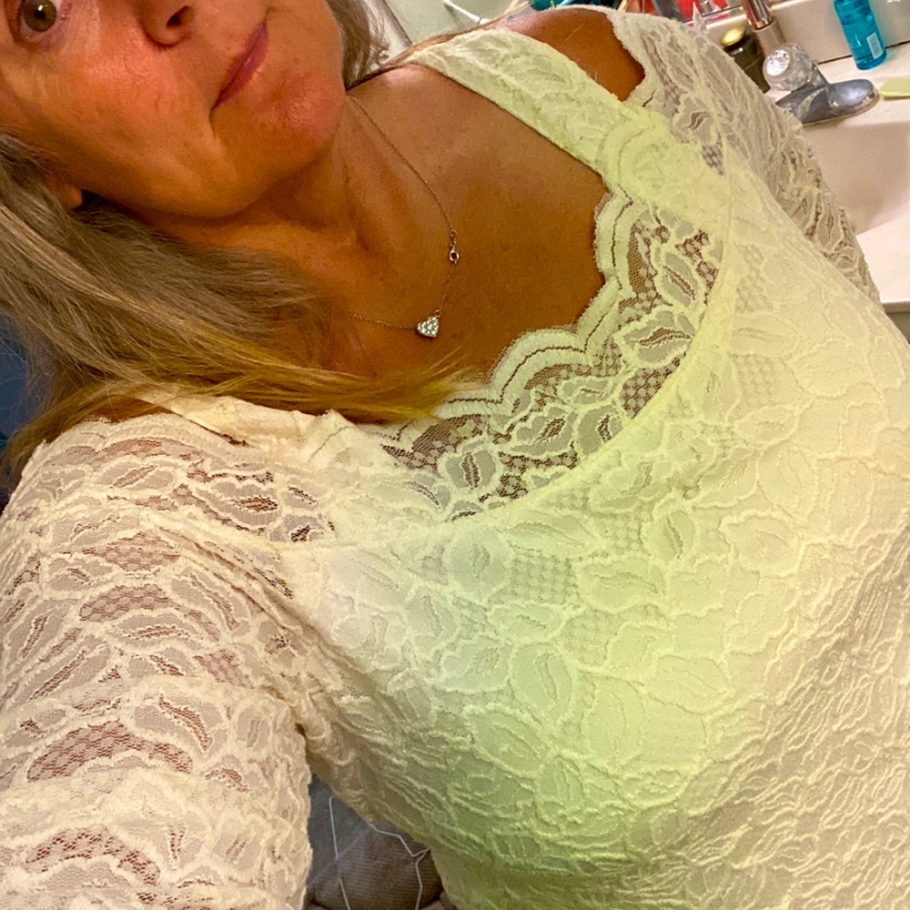 Chicos lace ladies top size 16-18 or 3 in Chico’s size